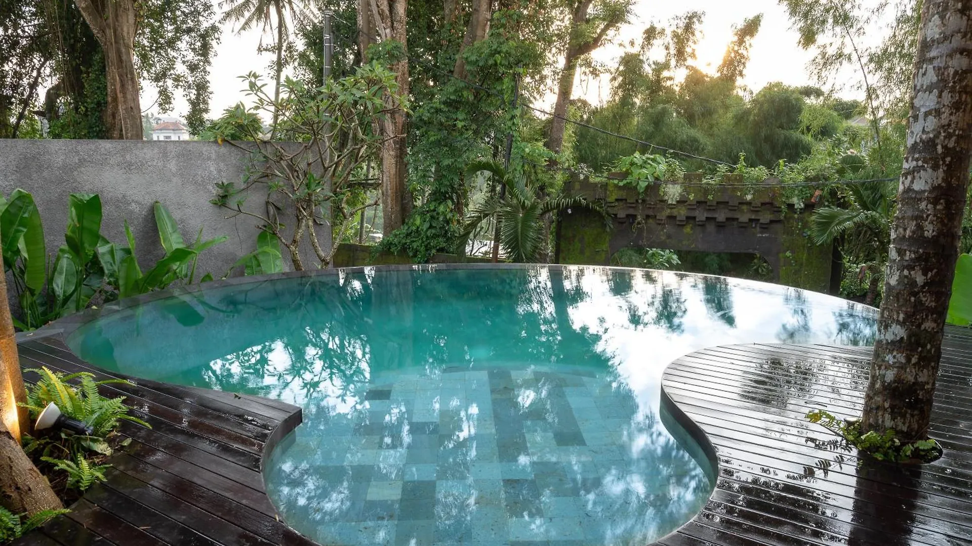 Villa Suarga Des Anicca Ubud