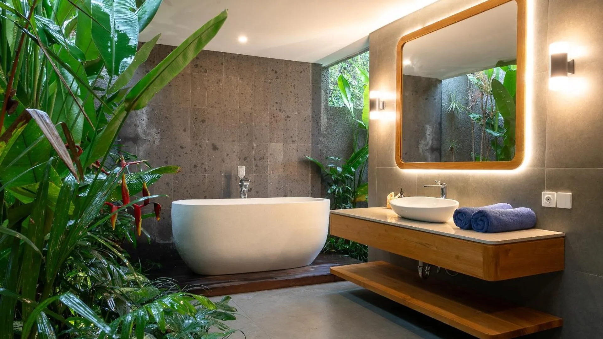 Villa Suarga Des Anicca Ubud